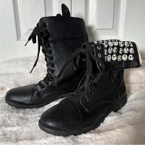 Disney Nightmare Before Christmas Black Skull Print Fold Combat Boots Size W 9 - Picture 2 of 8